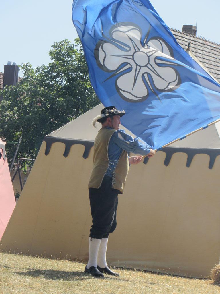 IMG_2325.JPG IMG_2325.JPG